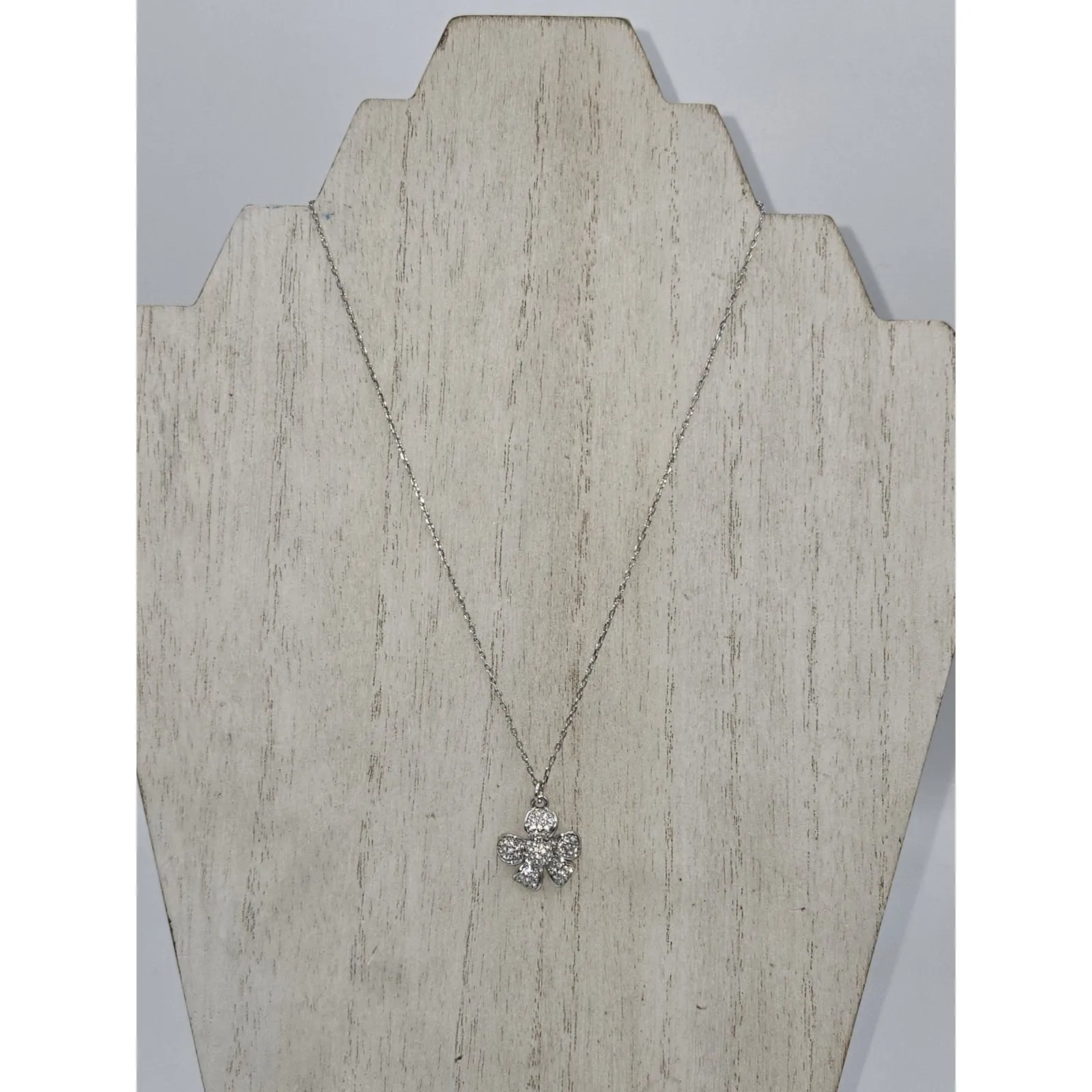 Lia Sophia Wild Rose Cut Crystals Flower Pendant Silver Tone Chain Necklace‎ - Image 2