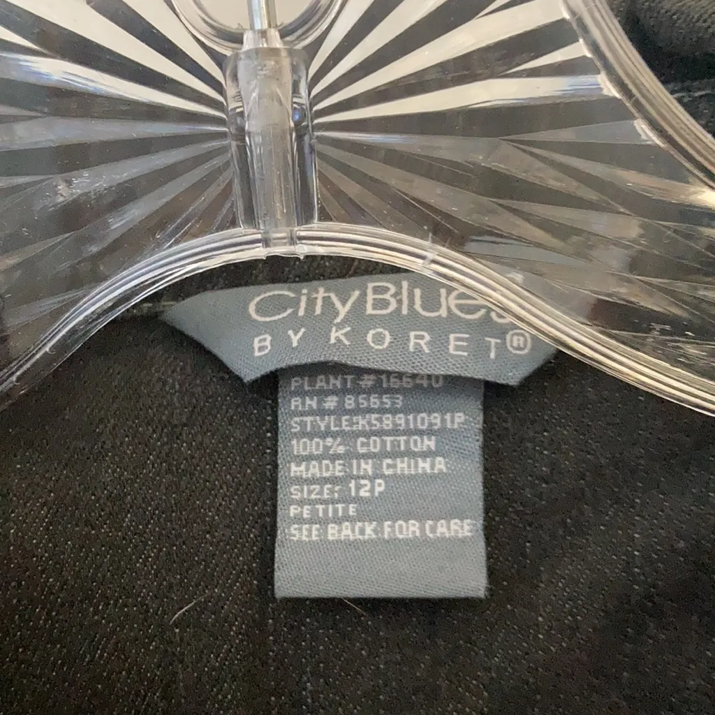 FINAL MARKDOWN Ladies Koret black denim jacket 12p - Image 3