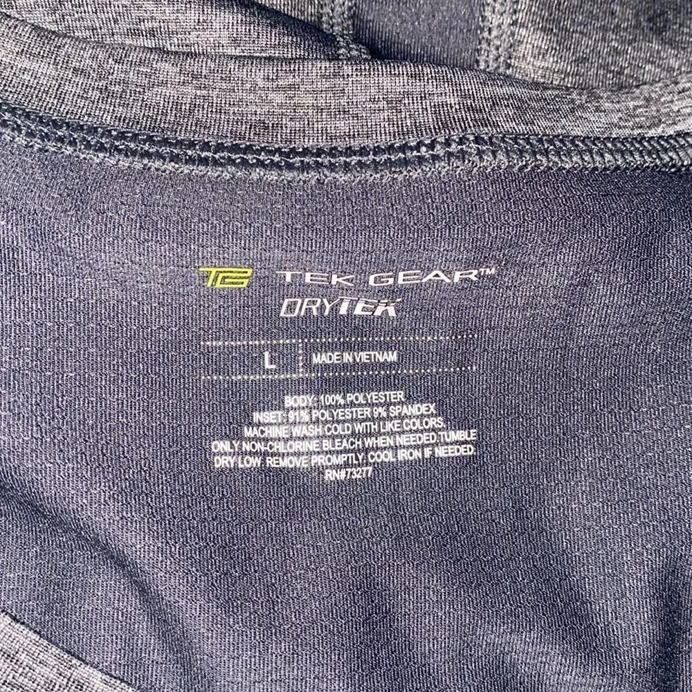 ✨ Women's Tek Gear Performance Base Layer Tank✨ - Image 7