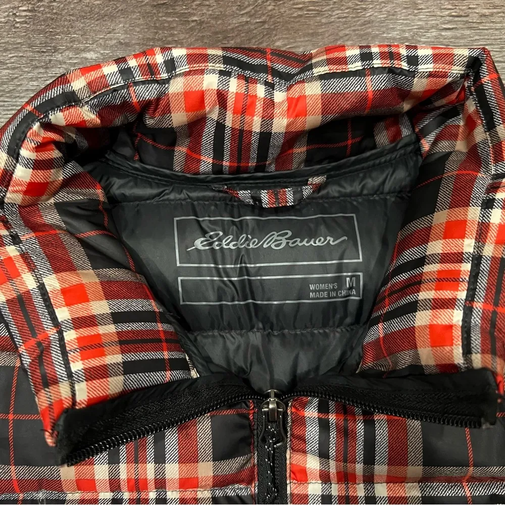 Eddie Bauer  Down Puffer Plaid Winter Coat EB650 Size Medium - Image 3