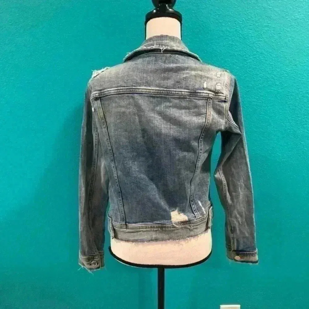 ZARA ⭐️  ripped distressed jean jacket in size xs - Image 2
