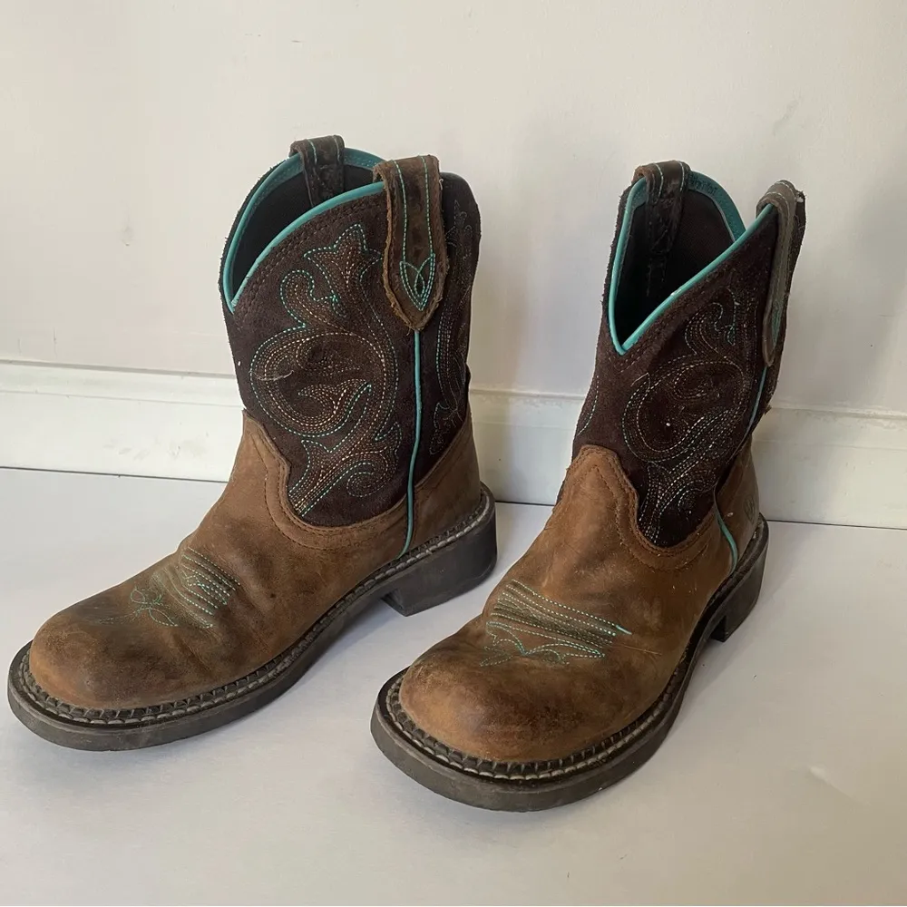 Ariat Size 7.5 Fatbaby Heritage Dapper Western Boot Brown and Turquoise - Image 3