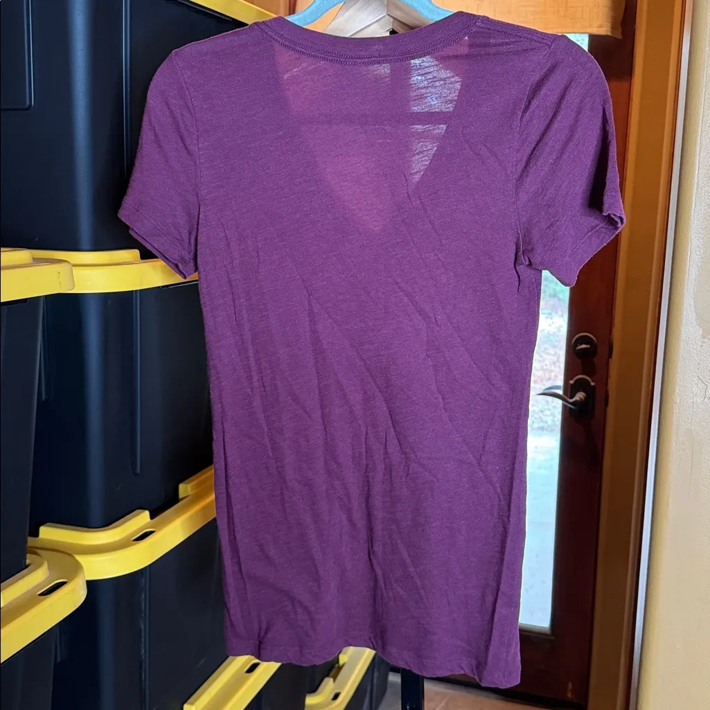 PINK Victoria's Secret Maroon Purple V Neck Tee Size Small - Image 5