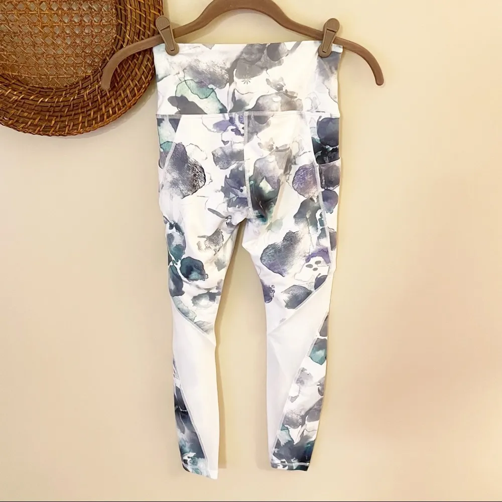Athleta Floral Mudra 7/8 Leggings - Image 8