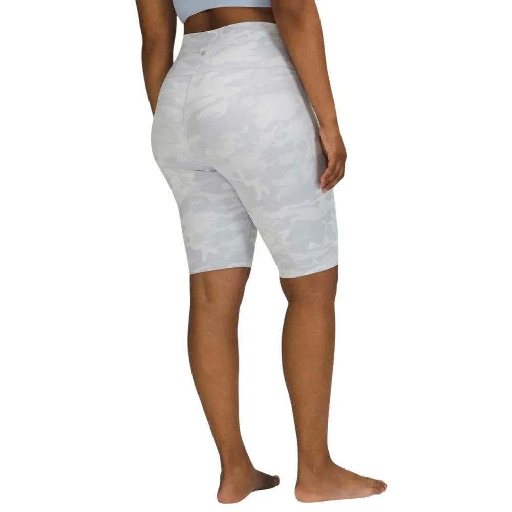 Lululemon Wunder Under Short Size 12 Ribbed
Incognito Camo Jacquard Alpine - Image 2