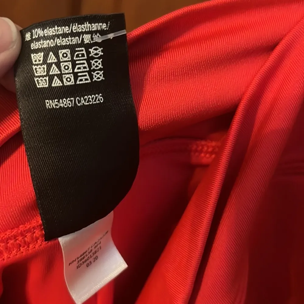 NWOT PINK Victoria’s Secret Red Gym to Swim Wrap Bikini Top & Shorts Size XS - Image 15