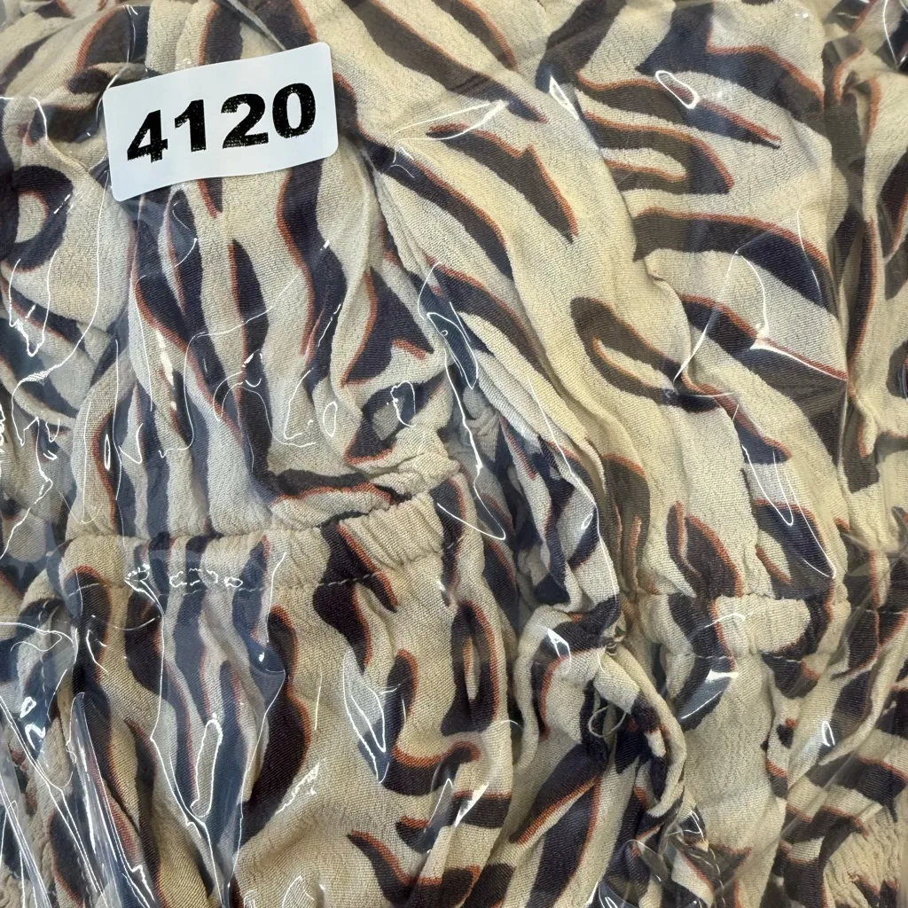 Kivari Wayfarer Playdress size‎ xs Tan - Image 9