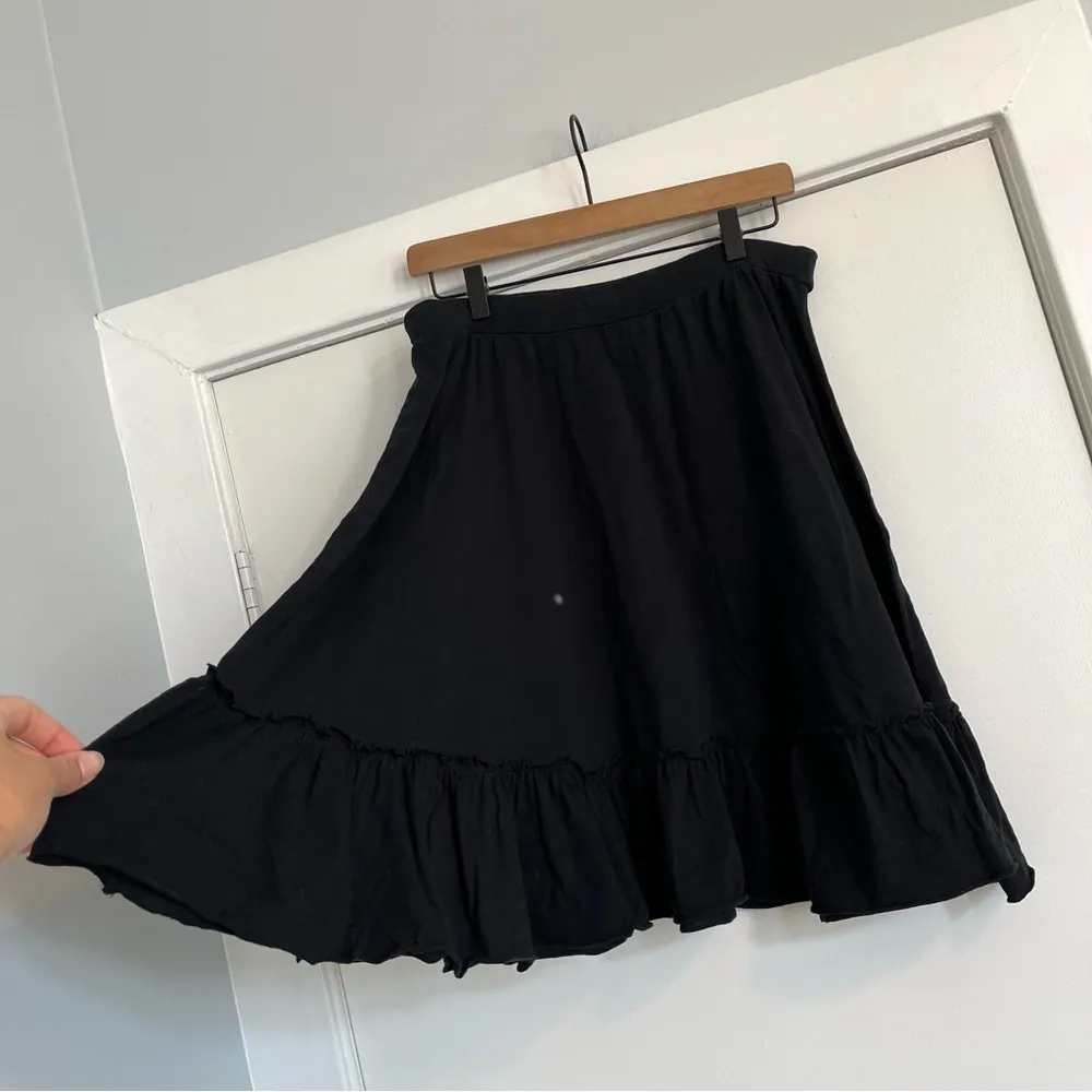 Y2K flowy jersey cotton peasant skirt stretch waist black size small ruffle - Image 2