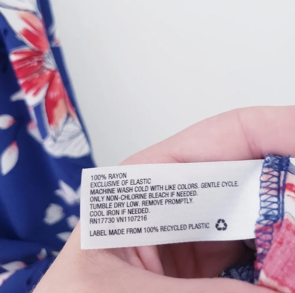 Isabel Maternity Floral Maxi Dress - Image 9