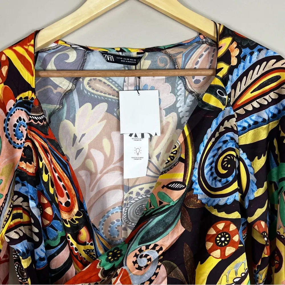 Zara NWT Multicolor V-Neck Geometric Psychedelic Retro Wrap Top - Image 4