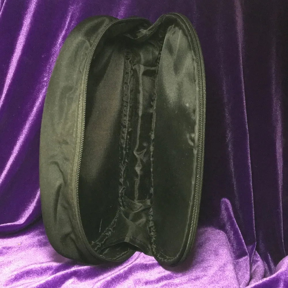 LADIES’ Lancôme Black & White Makeup Pouch - Image 8