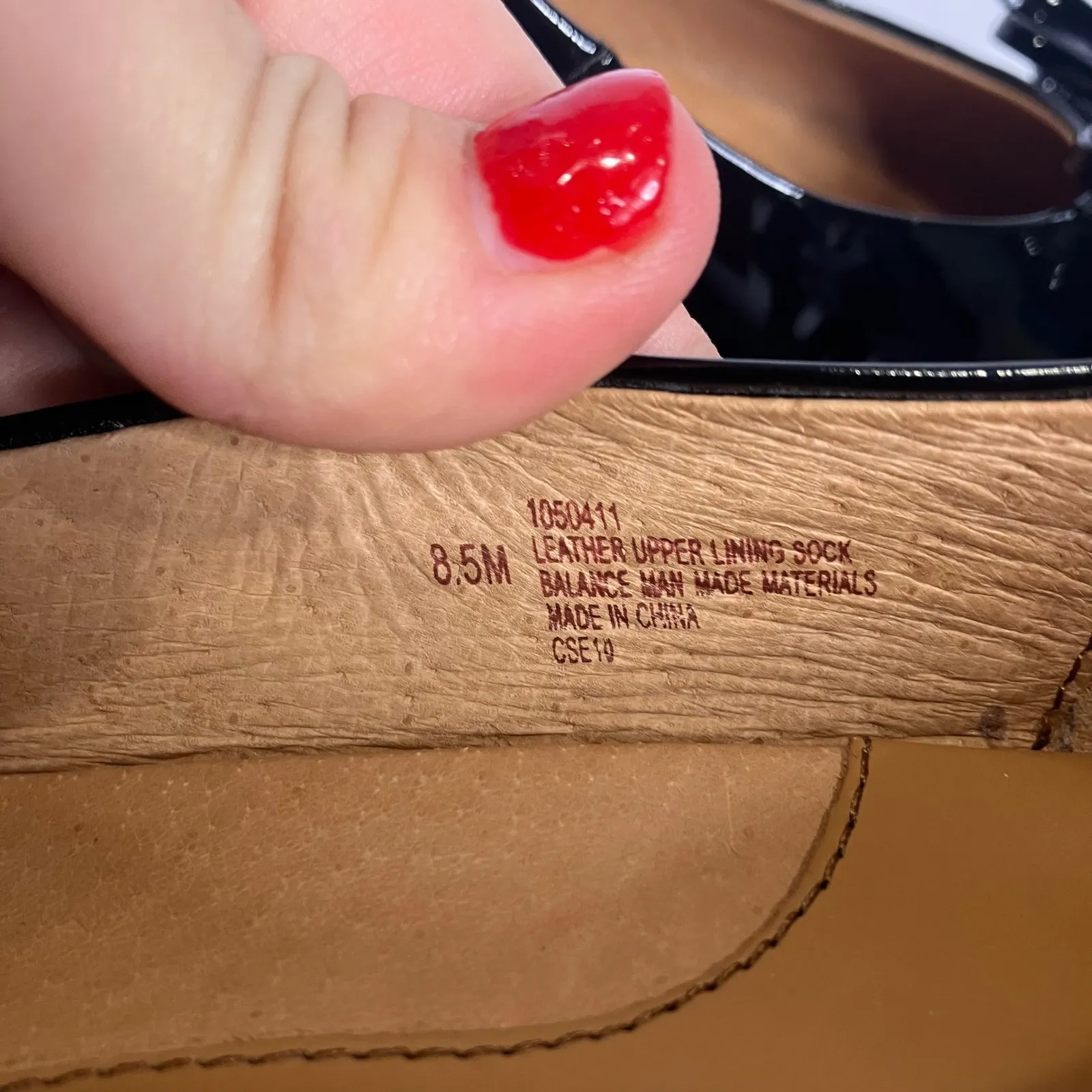 Sofft Black patent leather pumps women's size 8.5 professional dressy classic - Image 9