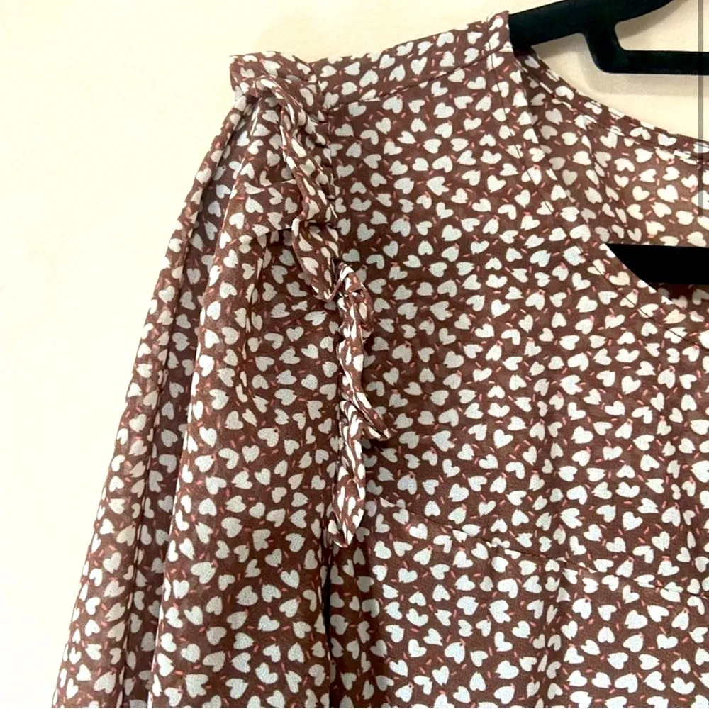 Very J - Long Sleeve Heart Patterned Dress Size Small - Image 4