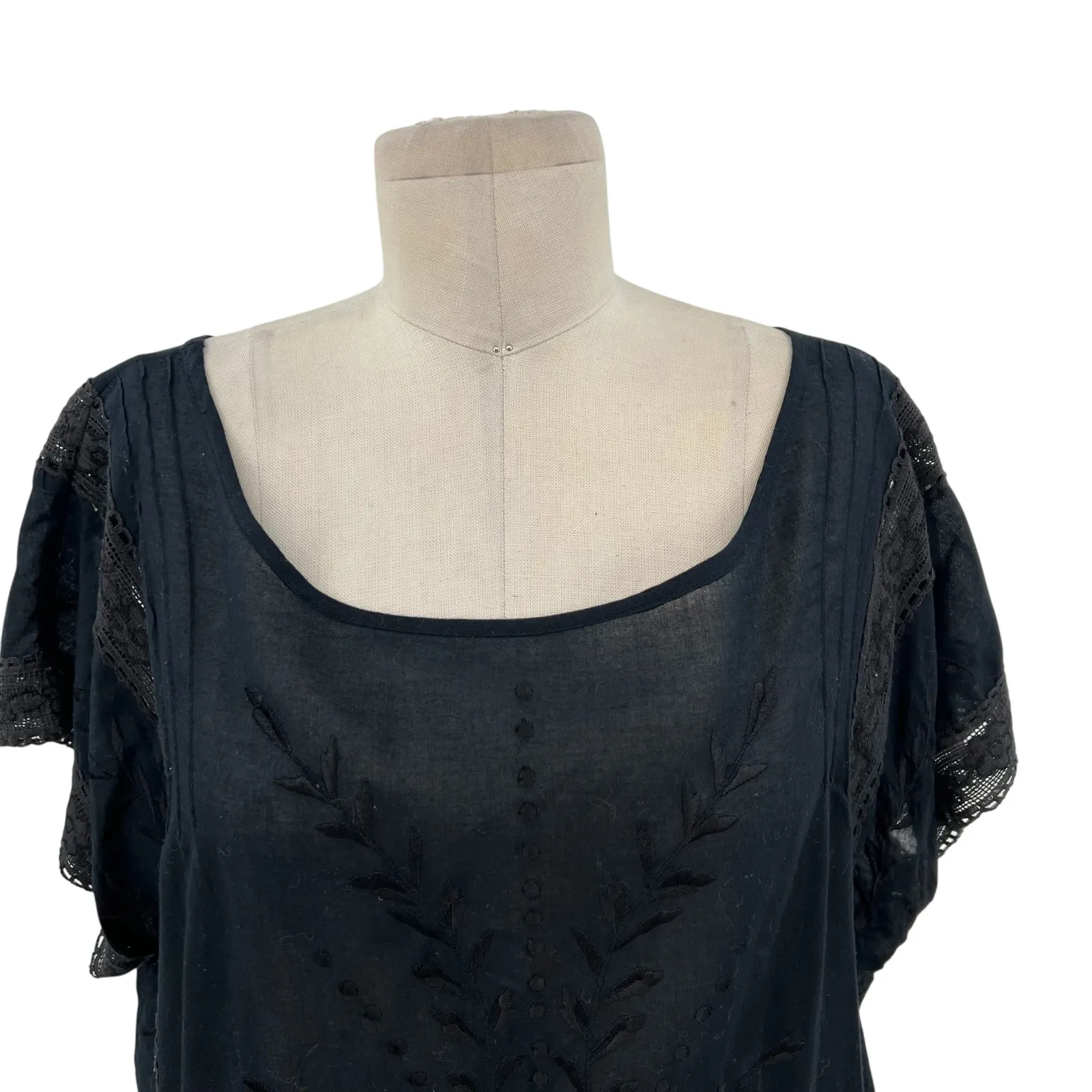 Ba&Sh Embroidered Top Blouse Short Sleeve Lace‎ Sleeve Black Size 3 US Large - Image 3