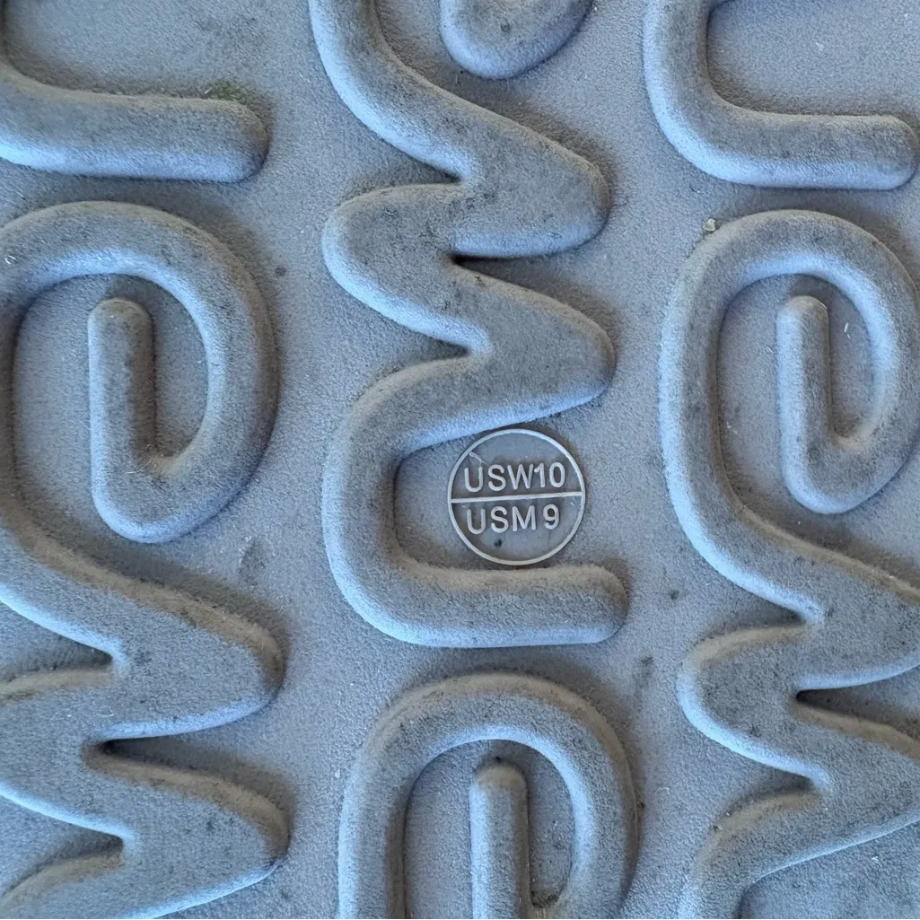 EMU AUSTRALIA Winter Suede Leather Sherpa Boots Size 10 - Image 10