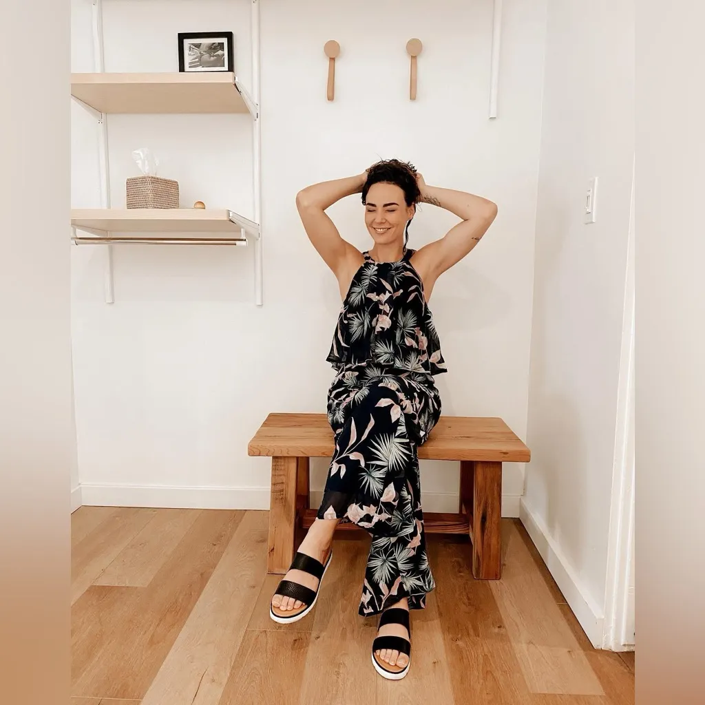 JustFab Miss Avenue Tropical Print Halter Top Wide Leg Pant 2pc Set Blue Pink M - Image 4