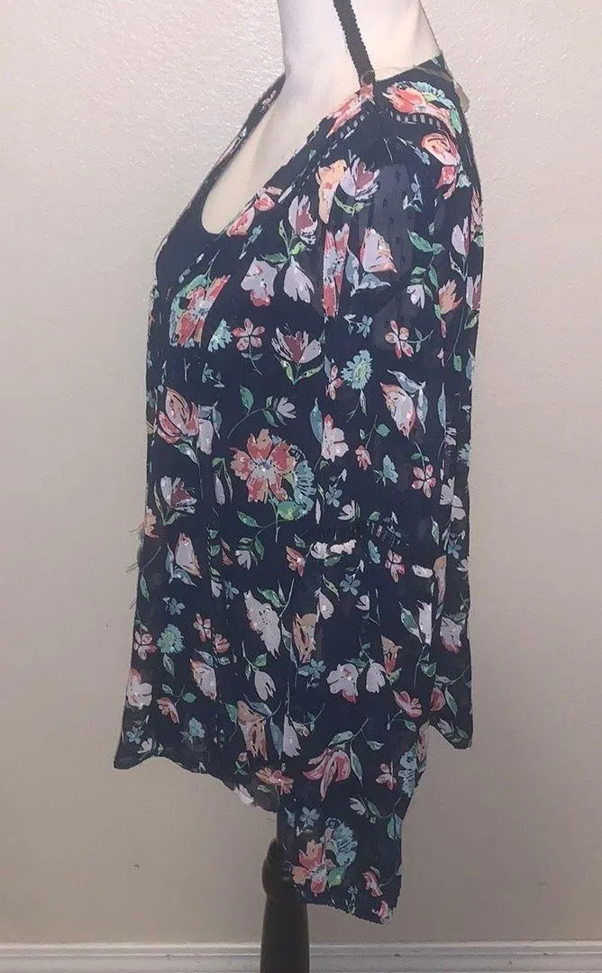 Time And Tru NWT  Tie Front With Cami Blue Floral Layered - Image 5