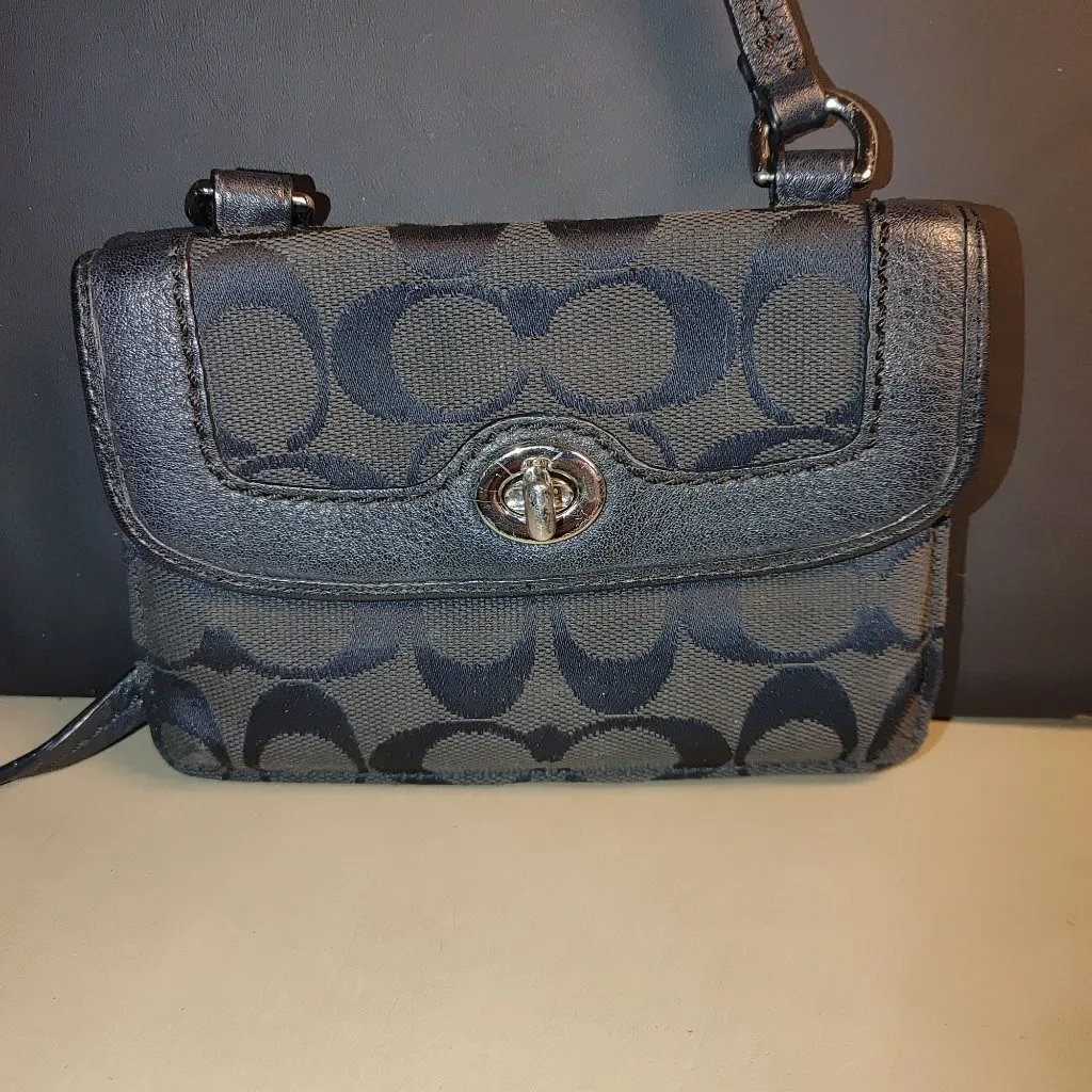 Coach Signature Black Crossbody Wallet Canvas Leather Turnlock Closure Compact - Image 8