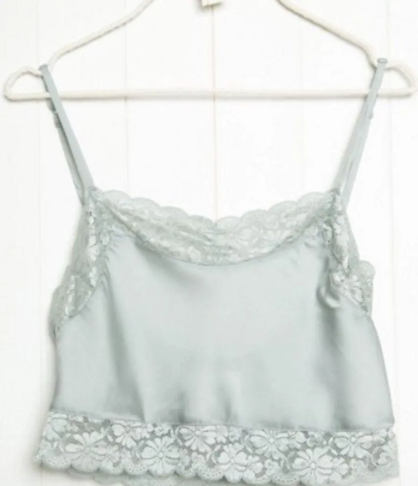 Brandy Melville size small lace satin cropped cami - Image 2