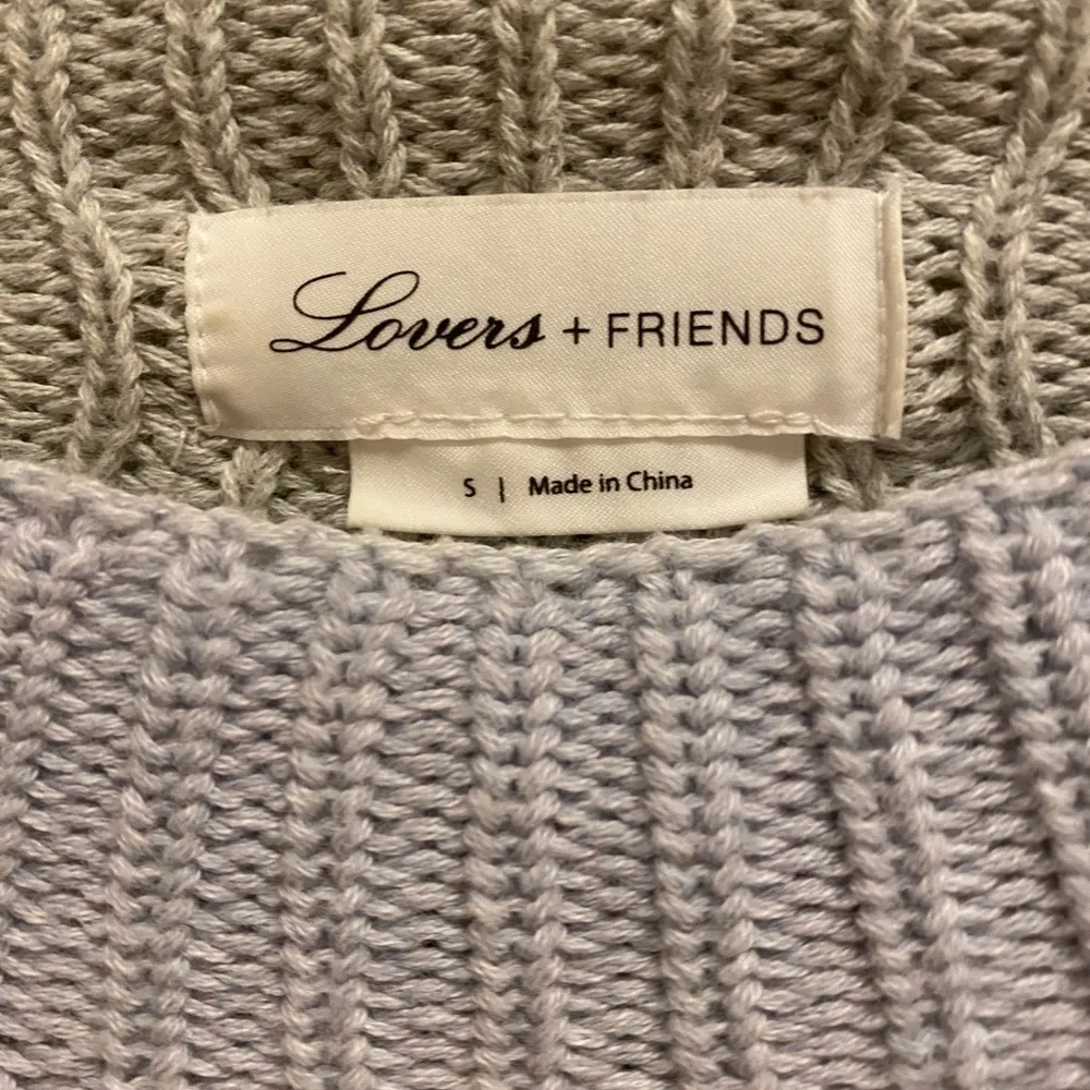 Lovers + Friends Dalton Sweater In Gray and White - Image 5