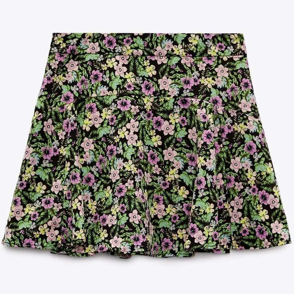 FLORAL PRINT SKORT - Image 2