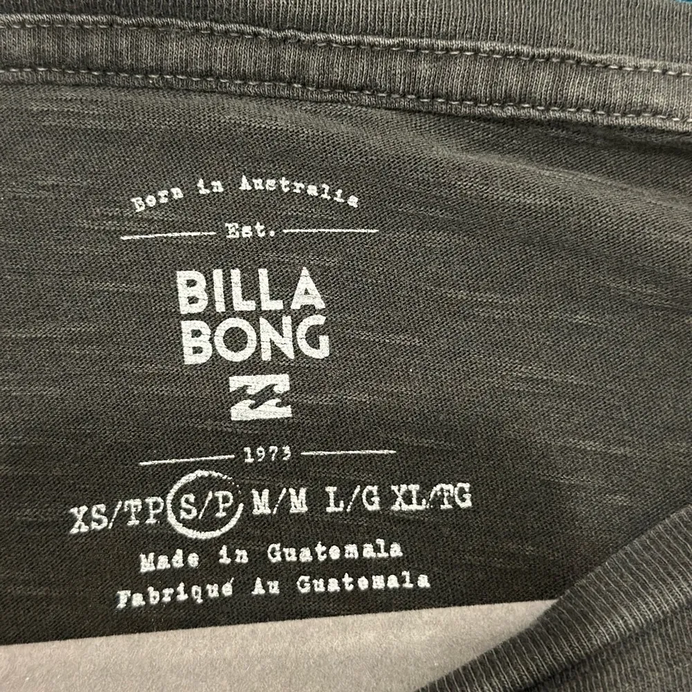 Billabong Women’s “She’s a Rainbow” Gray T-Shirt Beachy Skater Small - Image 7