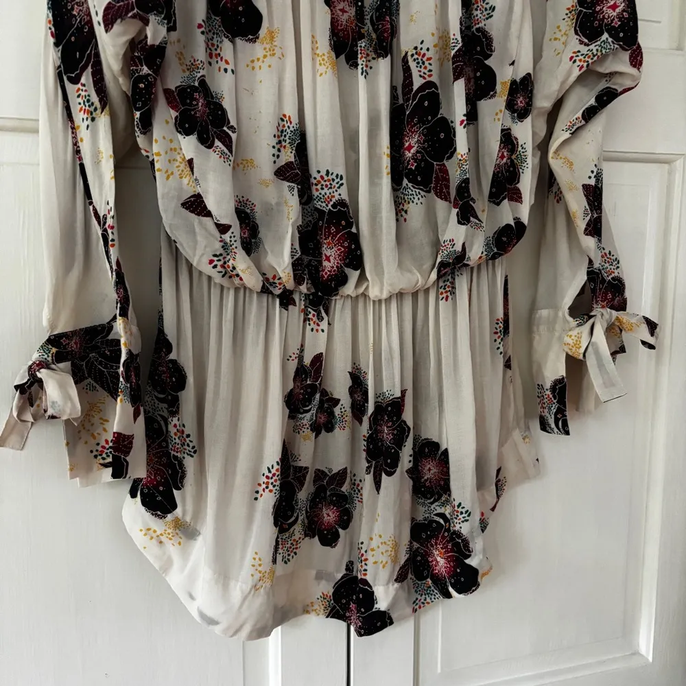 Free People Tuscan Dreams Tunic Size Small Flowy Floral Boho Bohemian Blouse EUC - Image 11