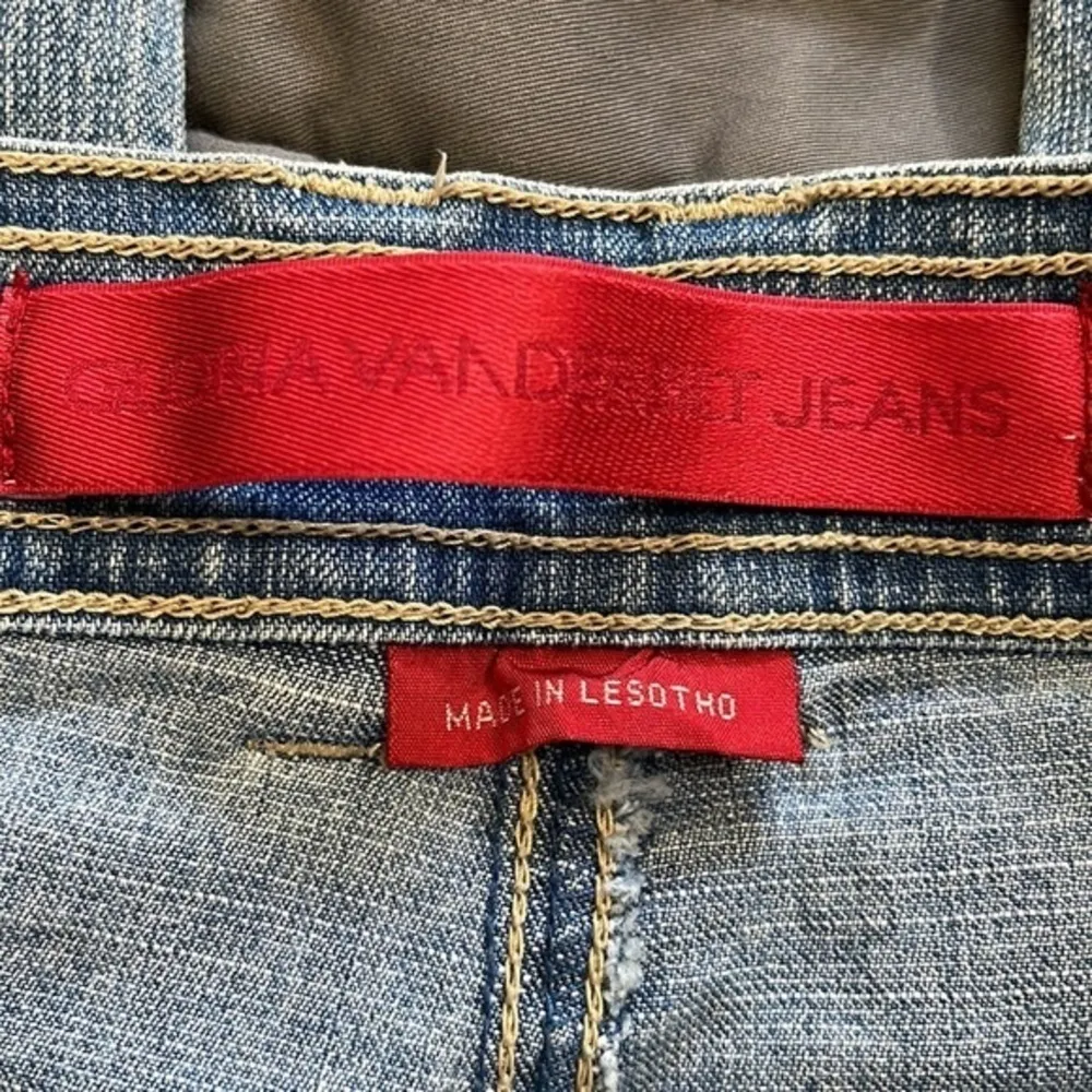 Gloria Vanderbilt Light Blue Denim Jeans Sz 8 Short EUC #1895 - Image 2