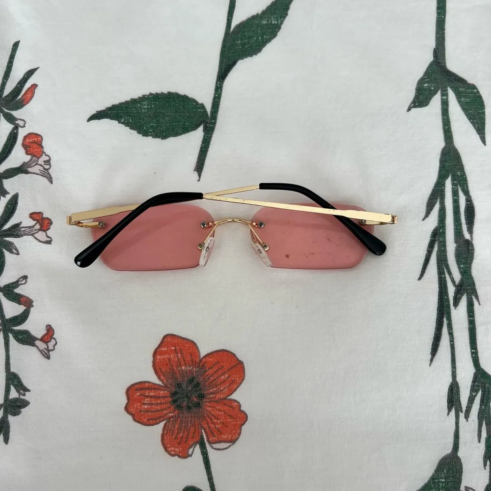 Pink Rimless Sunglasses - Image 2
