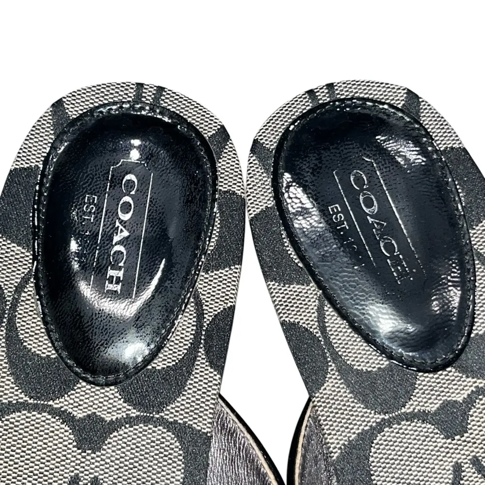 Coach Signature Sylvia Embellished Flip Flop Thong Sandals Shoes size 6 - Image 5