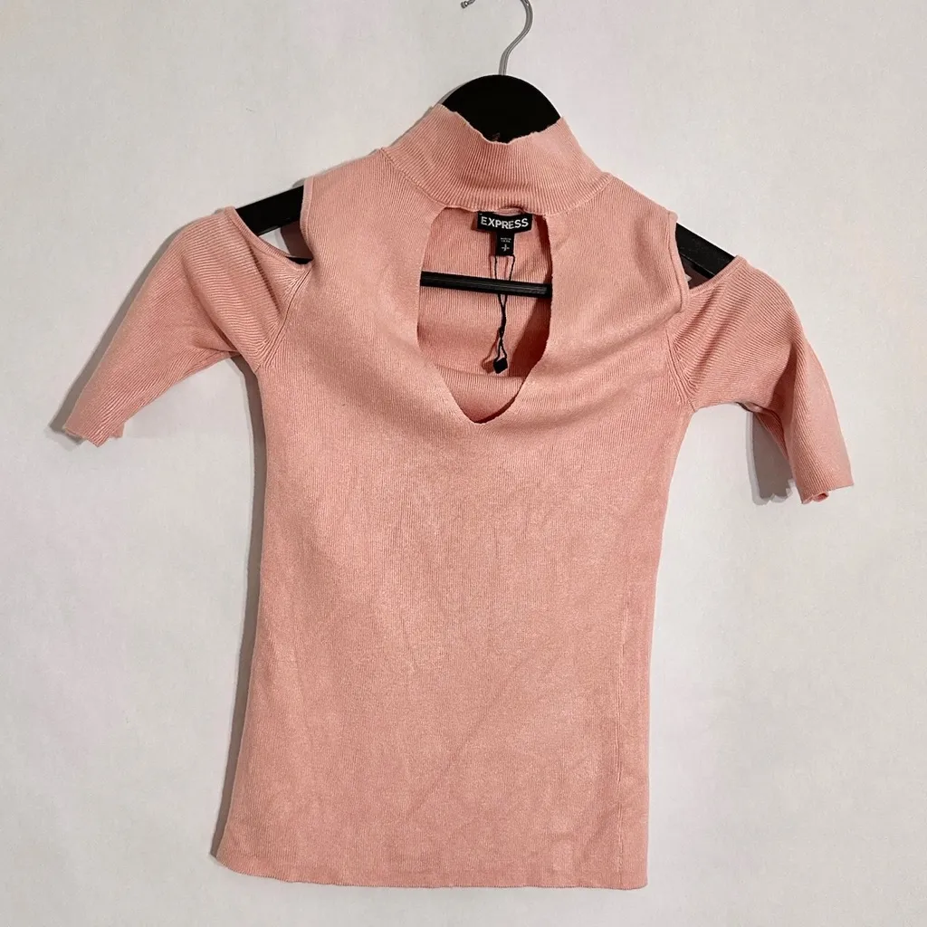 Express Cutout Cold Shoulder Ribbed Knit Top Size Small NWOT - Image 4