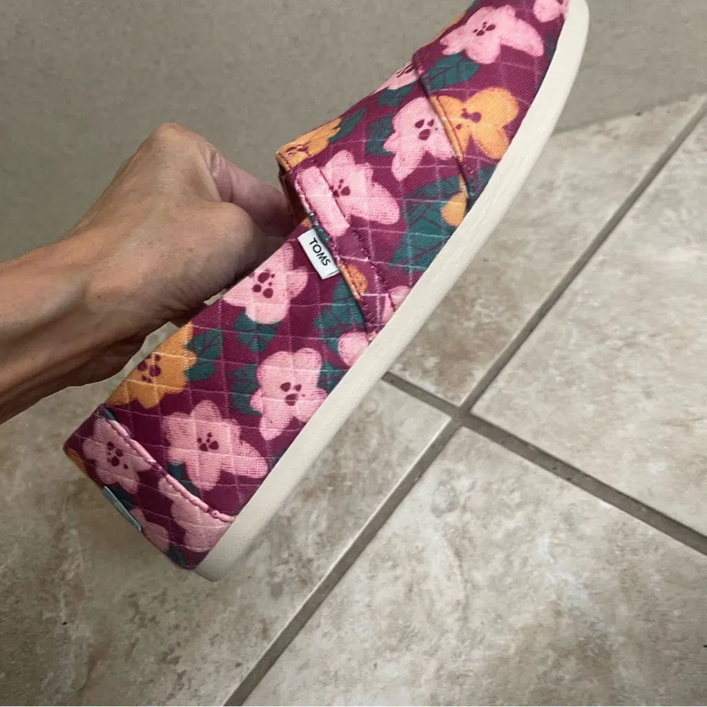 toms‎ nwt alpargata slip on shoes floral comfort net NWB size 6.5 colorful - Image 7