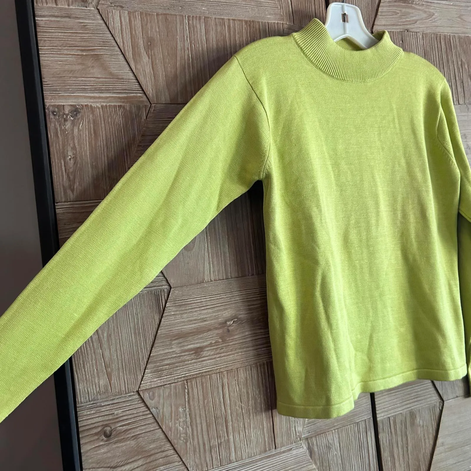 Kevo Womens 100% Silk Long Sleeve Green Sweater PS Office Career Size undefined - Image 2