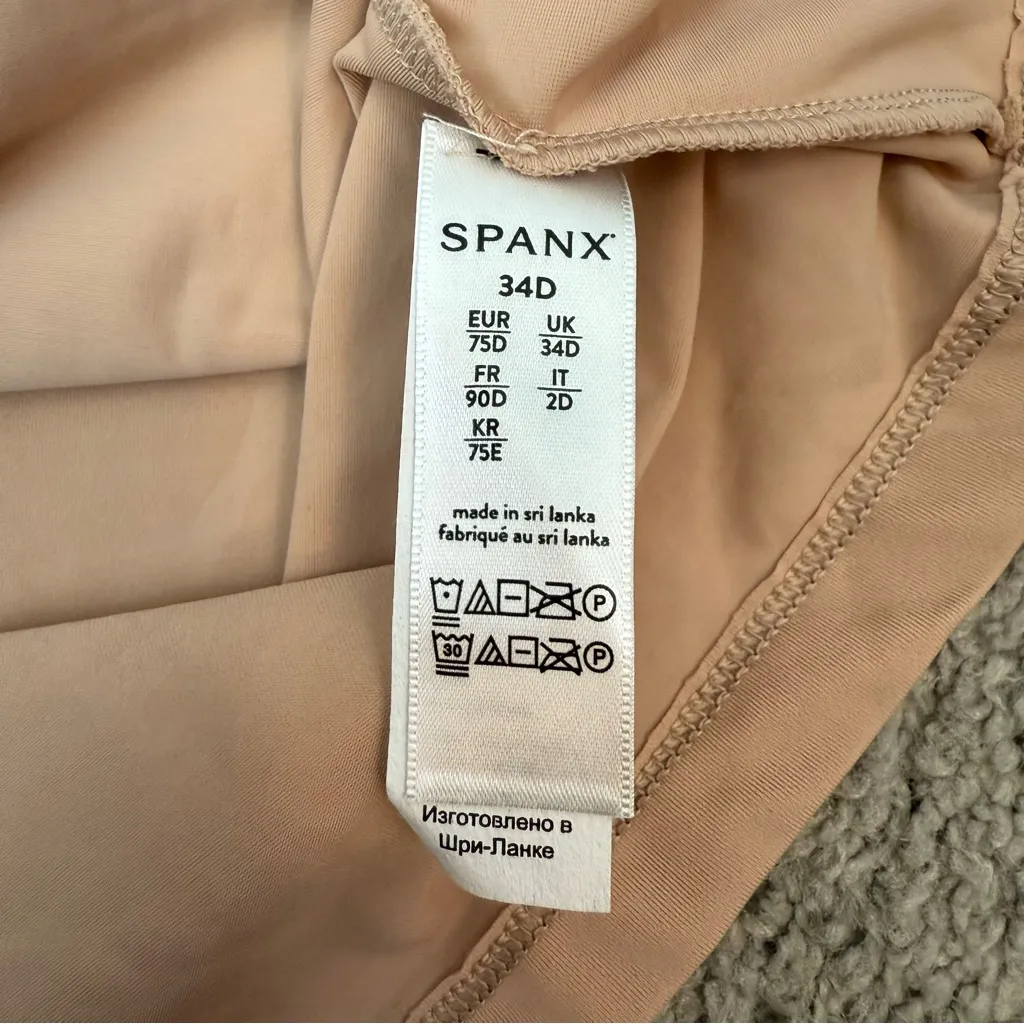 SPANX Low Profile Minimizer Bra‎ Cami Beige 34D - Image 3