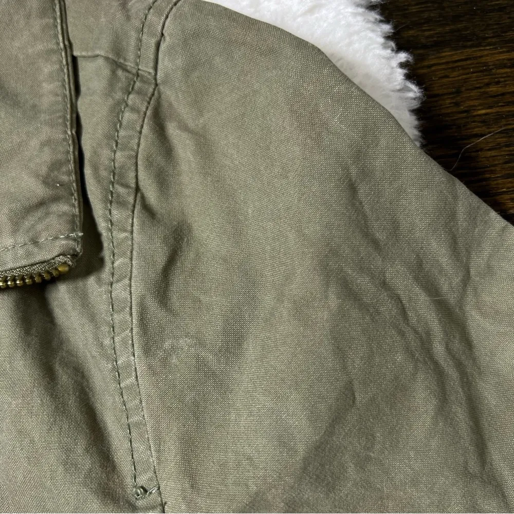 Old Navy Green Lightweight Jacket - Image 12