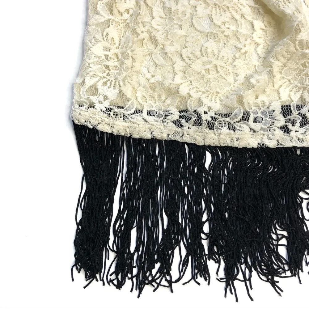 LuLaRoe Monroe Kimono White Lace Fringe NWT - Image 6