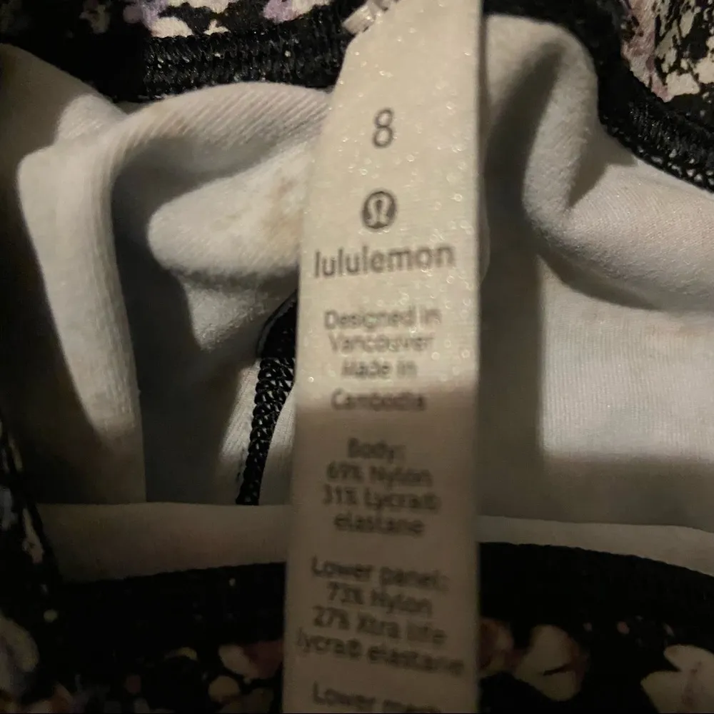 COPY - Lululemon Wunder Under Crop II *Roll Down Scallop Luxtreme 24" Floral Sp… - Image 3