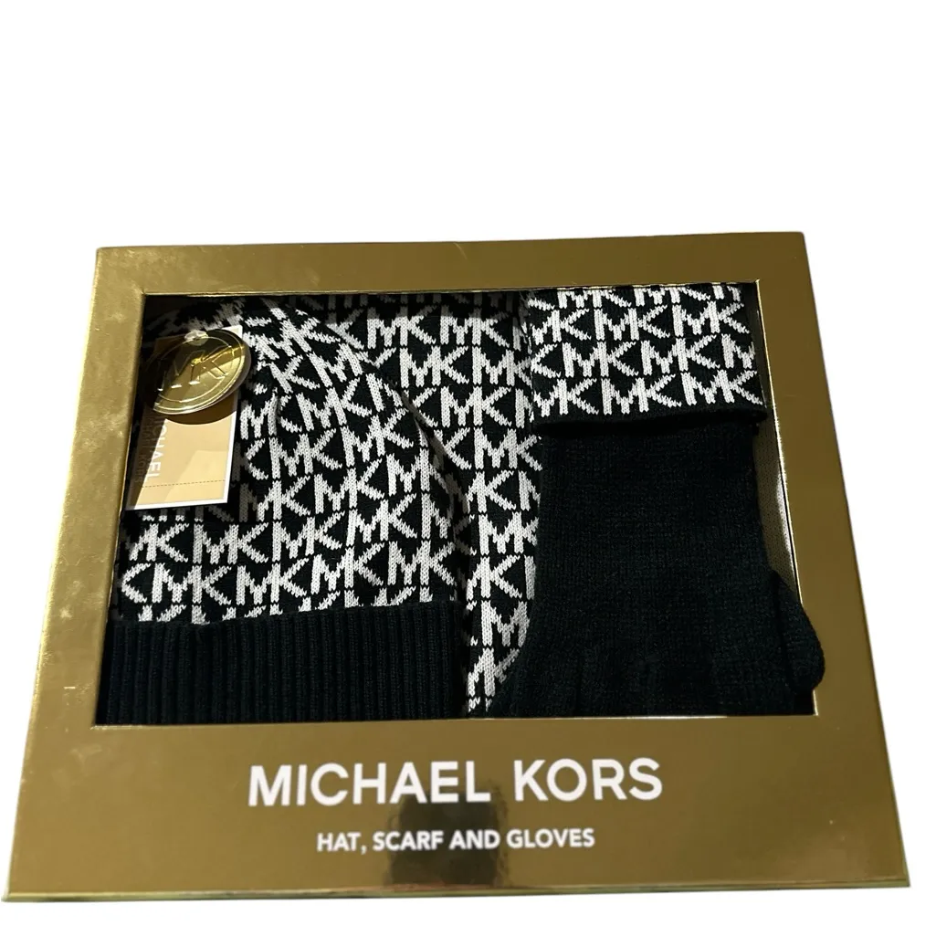 NWT NIB $148 Michael Kors Black and White Hat, Scarf, and Gloves Set - Image 2