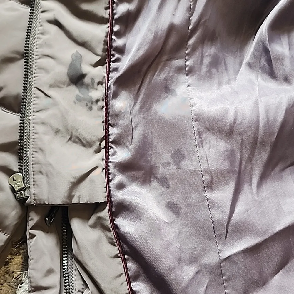 Cole Haan Women's Taffeta Down Coat with Bib Front and Dramatic Hood Size XS - Image 11