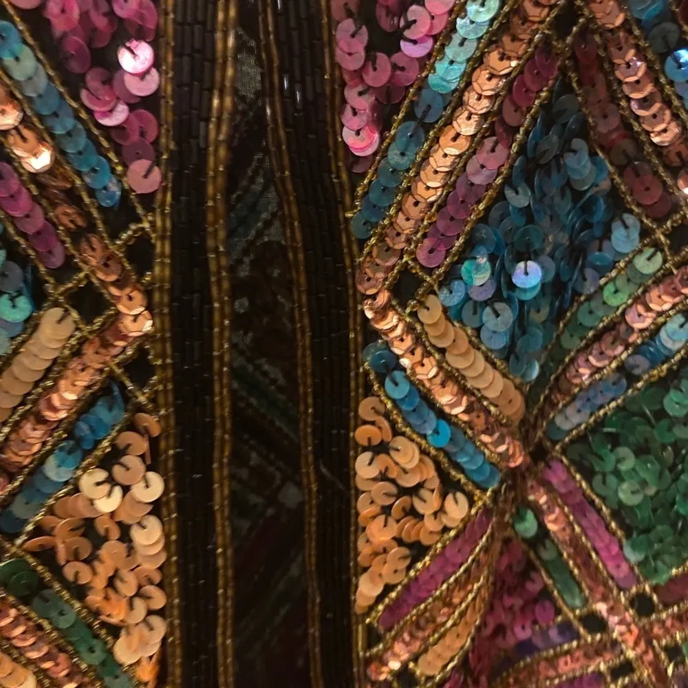 Vintage 70’S/80’S  SEQUIN AND BEADED BLAZER SIZE PM.  CAN FIT A L - Image 5