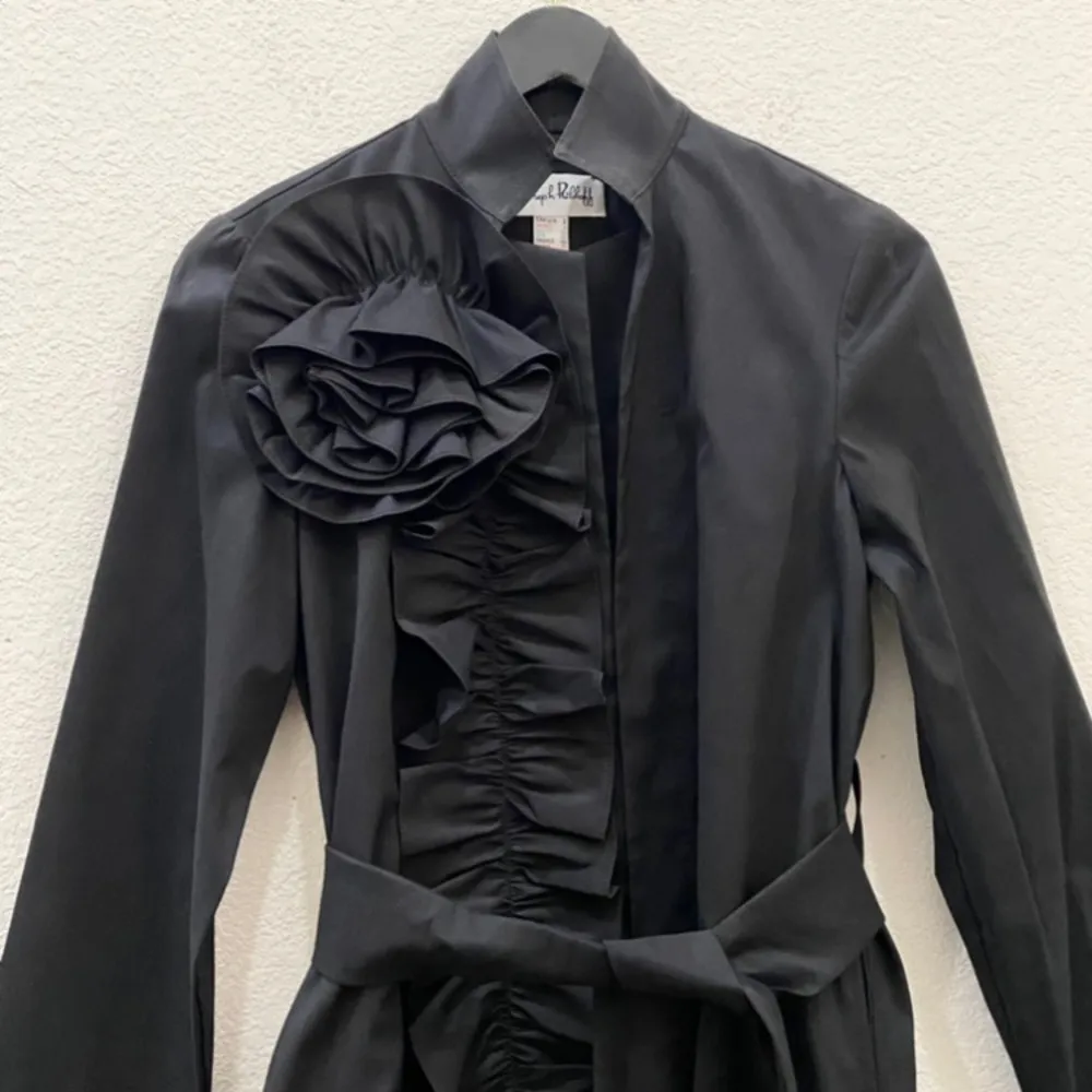 JOSEPH RIBKOFF Style 12714 Black Belted Dress Coat with Big Flower Accent Size 2 - Image 9