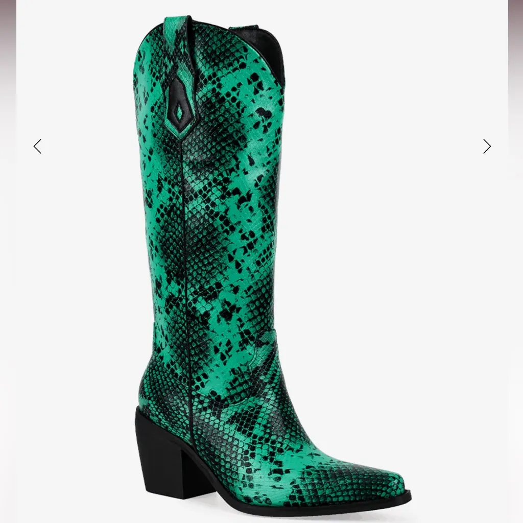 The Sheila Snakeskin Heeled Boots by Wetkiss Green Size 7.5 - Image 3