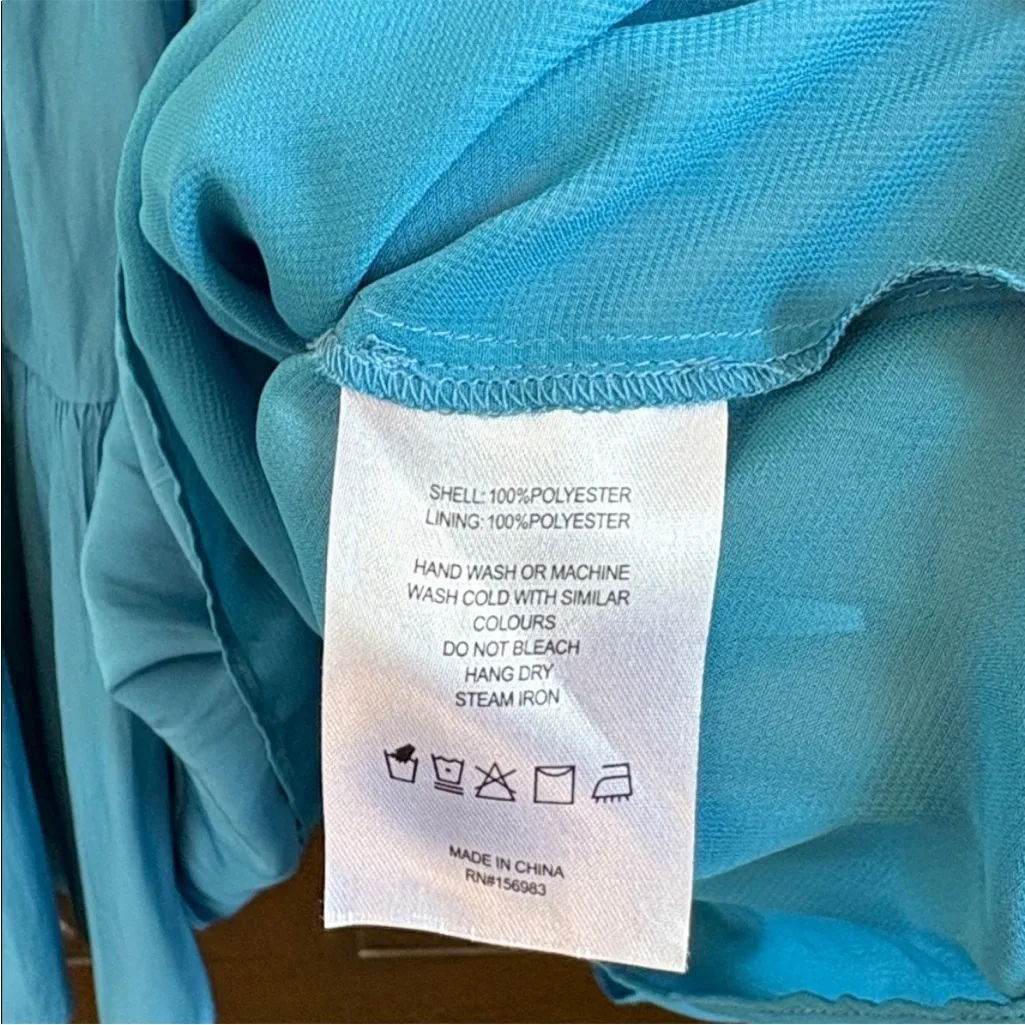 EUC Evereve Sleeveless Smocked Waist
Ruffle Neck Dress Blue Size XS - Image 9