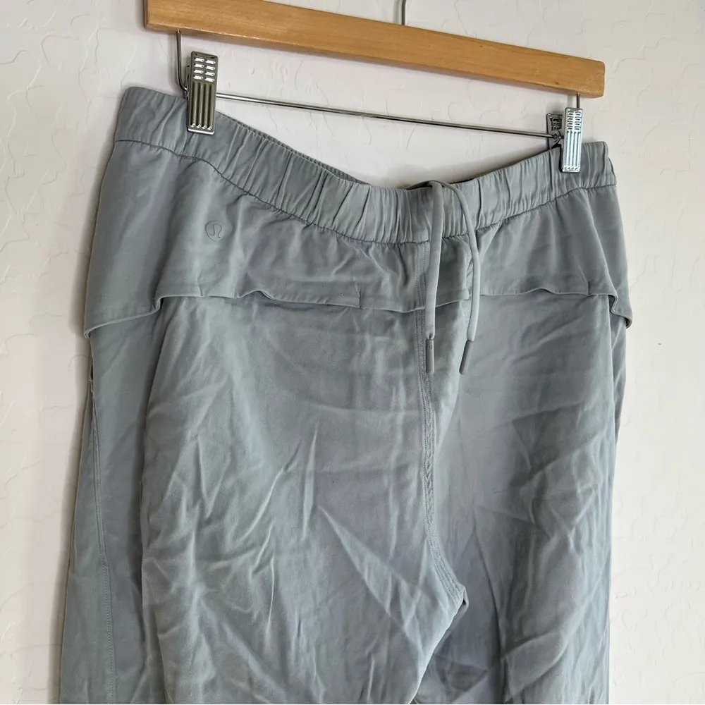 Lululemon Essential Affinity Mid Rise Jogger in Rhino Grey - Image 7