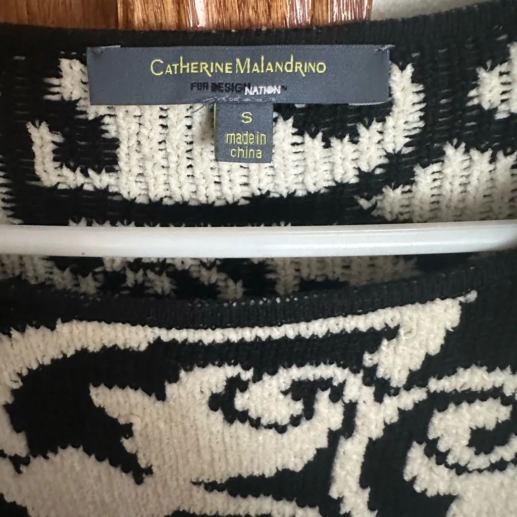 Catherine Malandrino Black and White Crew Neck Sweater - Image 2