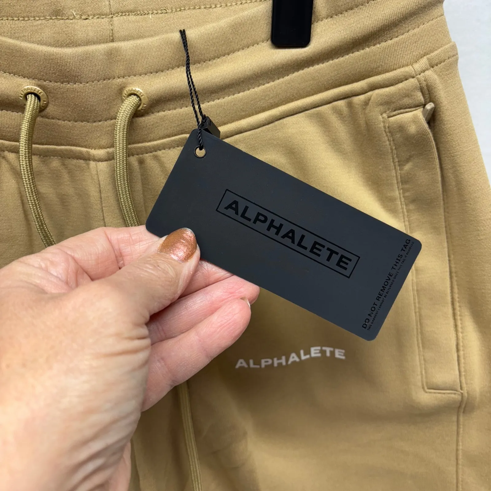 Alphalete Athletic Shorts Khaki Tan Drawstring Pockets Size S - Image 3