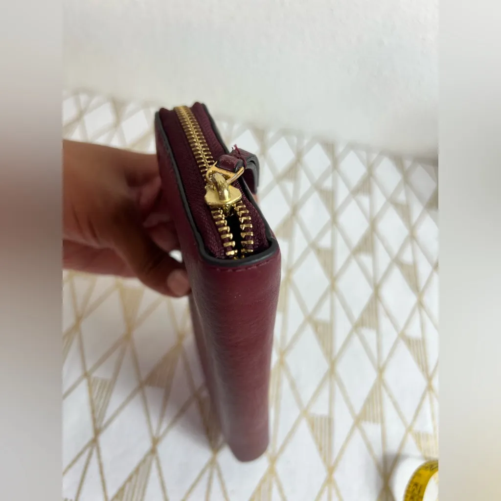 Tory Burch Rich Burgundy Leather Wallet - Image 5