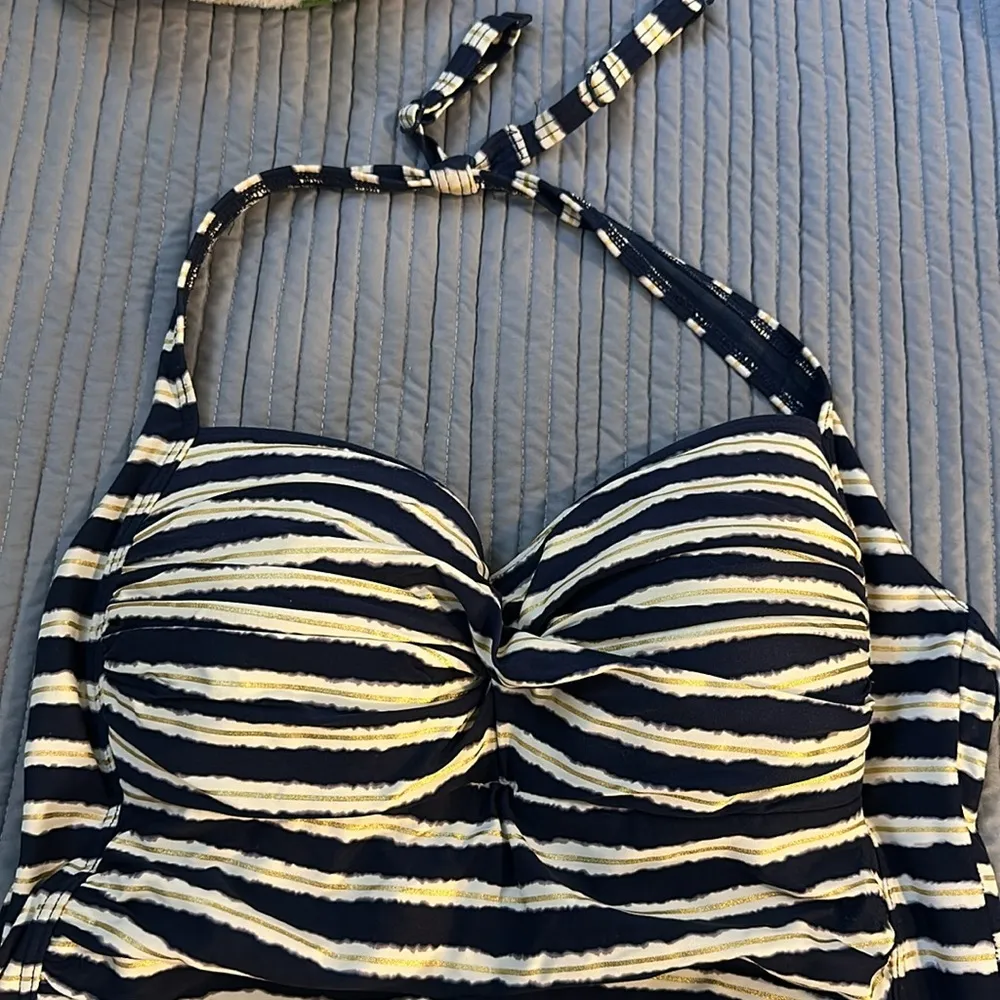 NIPTUCK SWIM Halter Swimsuit Navy Cream Gold Stripes Padded Size 12 EUC #1615 Blue - Image 4