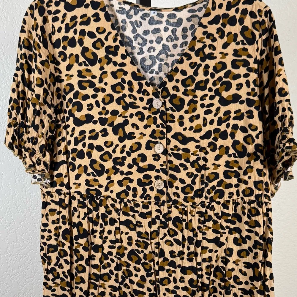 Animal Print Button Front Babydoll Top Short Sleeve Relaxed Fit Tunic Medium Tan - Image 8