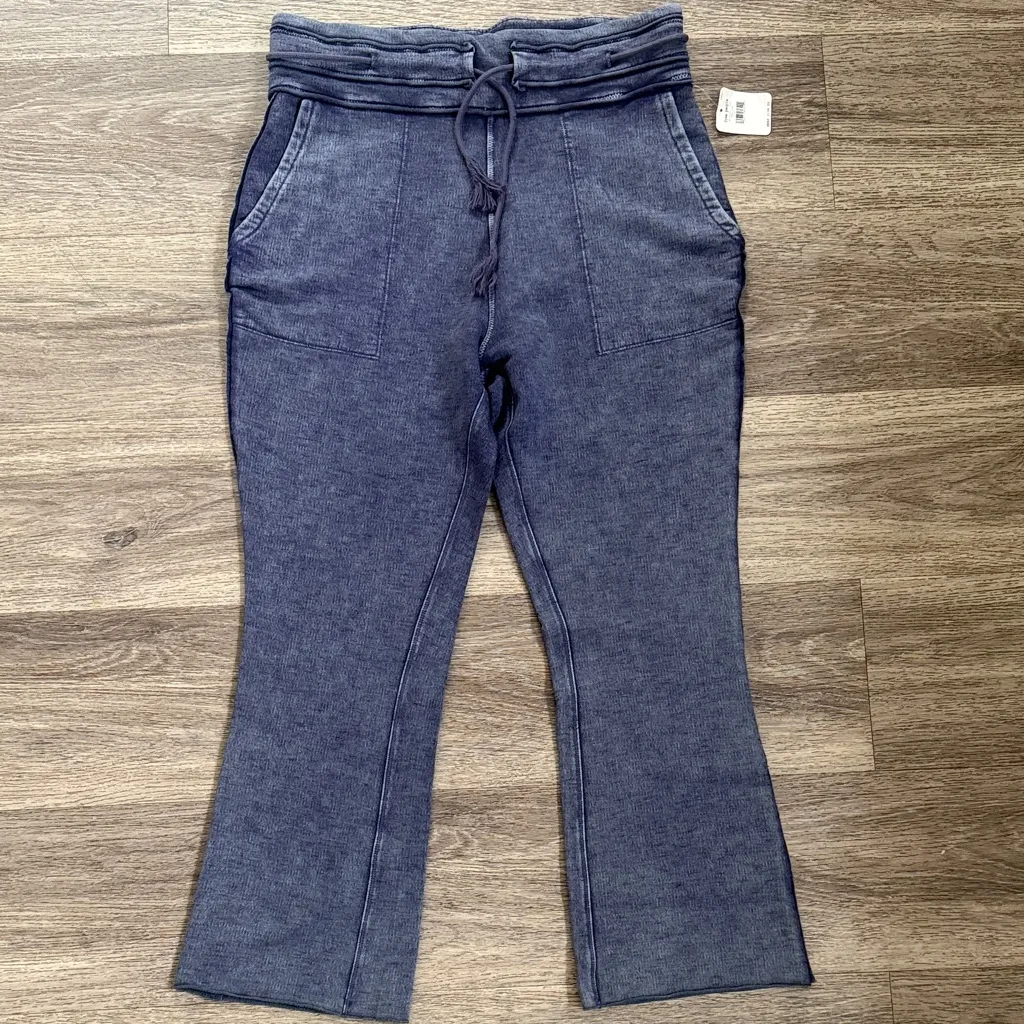Free People Blue Cropped Pants High Rise Cotton Relaxed Fit Womens Size Large - Image 2